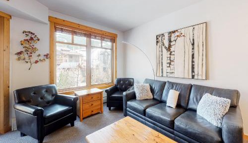One Bedroom Apartment