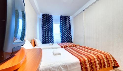 Twin Room with Shared Bathroom