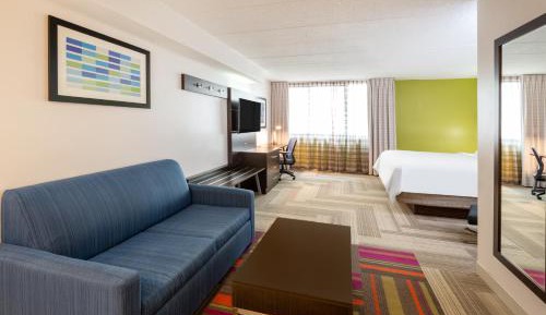 Premium King Room with Jetted Tub