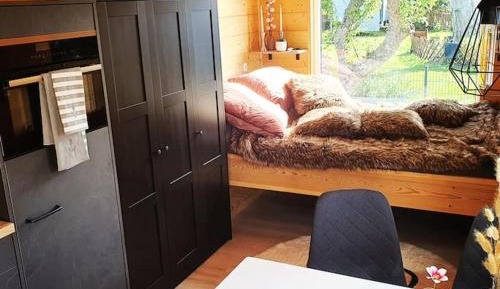 One-Bedroom House