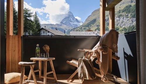 Nomad Roof Suite with Matterhorn View