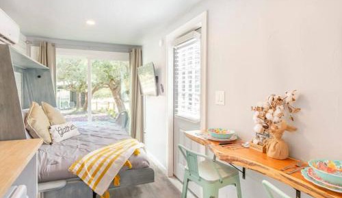 One-Bedroom House