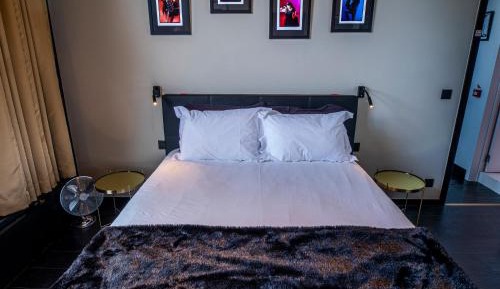 Double Room Glamrock