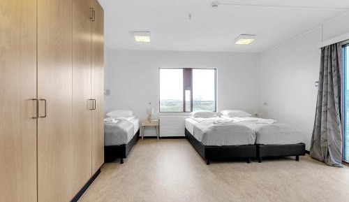 Standard Triple Room with Sea View