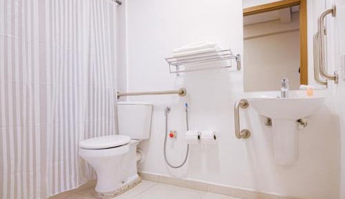 Queen Room - Disability Access