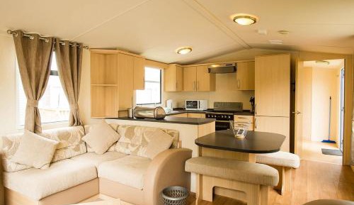 Mobile Home 3