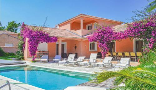 Six-Bedroom Holiday Home