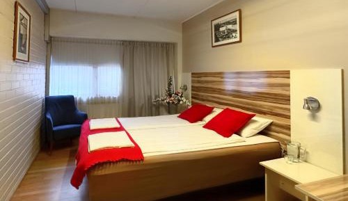 Double or Twin Room with Private Bathroom