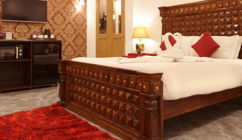 Executive Suite