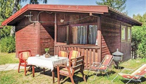 One-Bedroom Holiday Home
