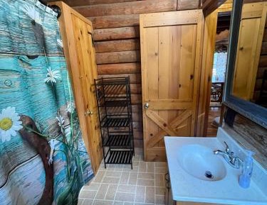 One-Bedroom Chalet
