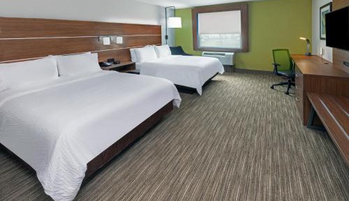 Standard Room with Two Queen Beds