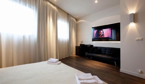Standard King Room