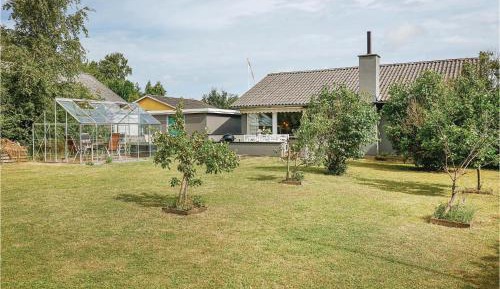 Two-Bedroom Holiday Home