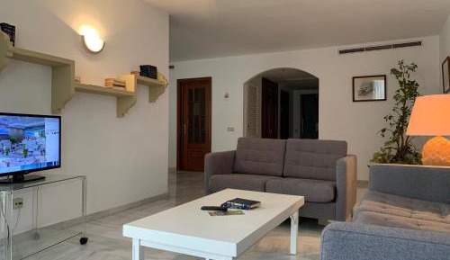 Two-Bedroom Apartment (4 Adults)