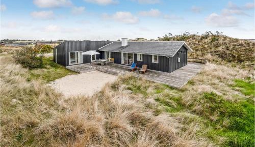 Four-Bedroom Holiday Home