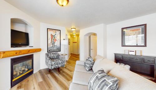 Two Bedroom Apartment 