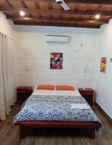 Deluxe Double Room (2 Adults + 1 Child)