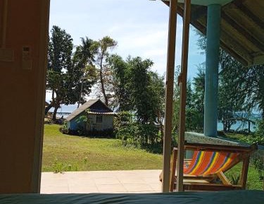 Bungalow with Sea View