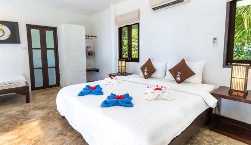 Bungalow with Sea View