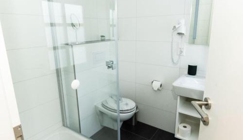 Single Room with Private Bathroom