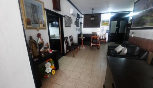 Studio (4 Adults)