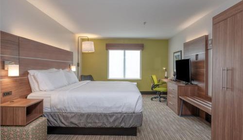 King Suite with Sofa Bed