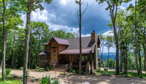 Four-Bedroom Holiday Home
