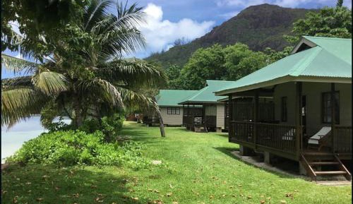Iles Des Palmes One Bedroom Bungalow