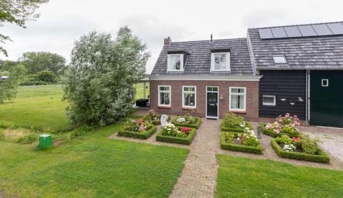Five-Bedroom Holiday Home