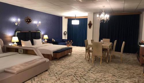 Deluxe King Studio