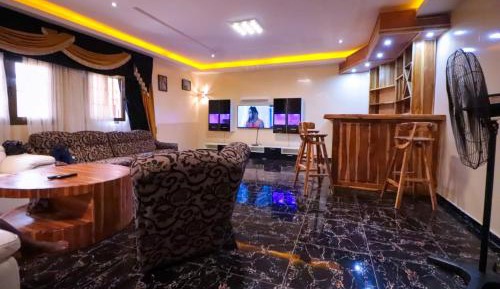 Deluxe Villa
