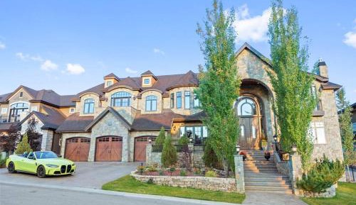 Eight-Bedroom House