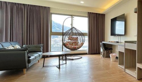 Twin Room with View