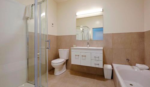 Superior King Suite