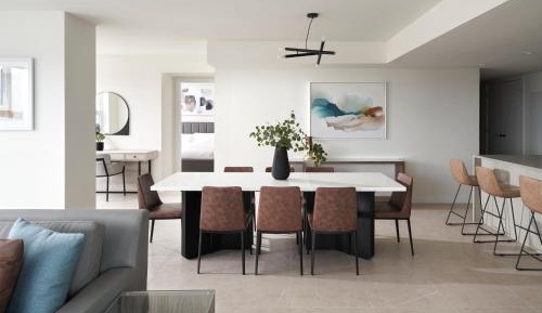 Three Bedroom Sky Suite & Office