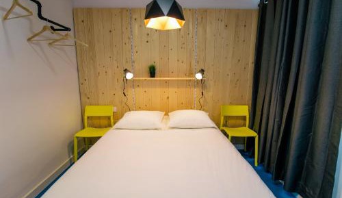 Standard Double Room with Shared Bathroom