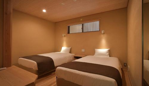 Twin Room with Private Bathroom