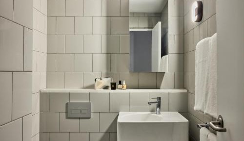 Superior One Bedroom Apartment – Open Plan