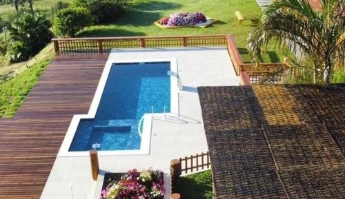 Family Room with Mountain View