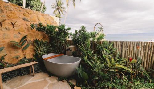 Deluxe Suite with Sea View