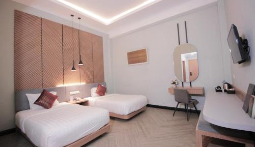 Grand Deluxe Twin Room