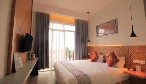 Deluxe Double Room with Balcony