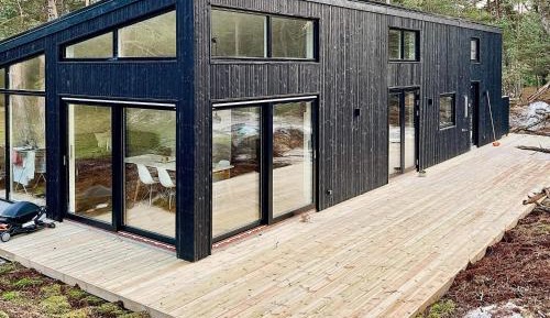 Four-Bedroom Holiday Home