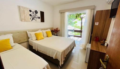 Standard Triple Room with Sea View