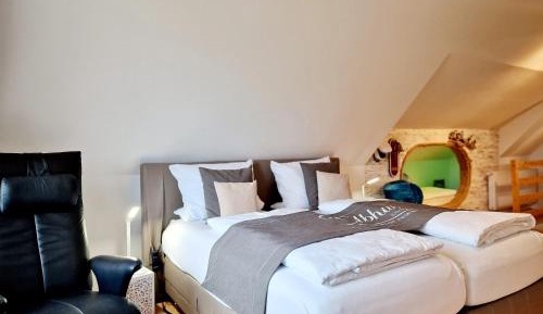 Deluxe Double Room with River View