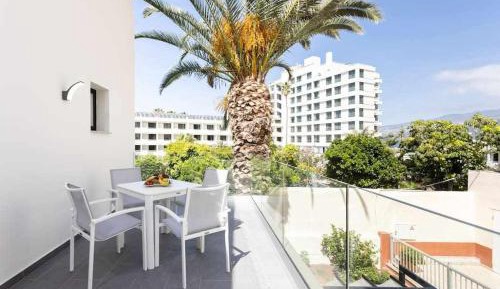 Apartment with Terrace