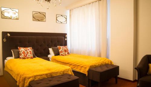 Deluxe Double Room with Shower