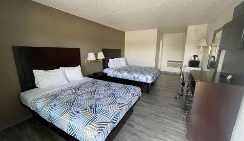 Quadruple Room - Non-Smoking