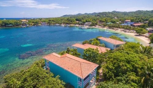 Four-Bedroom Holiday Home